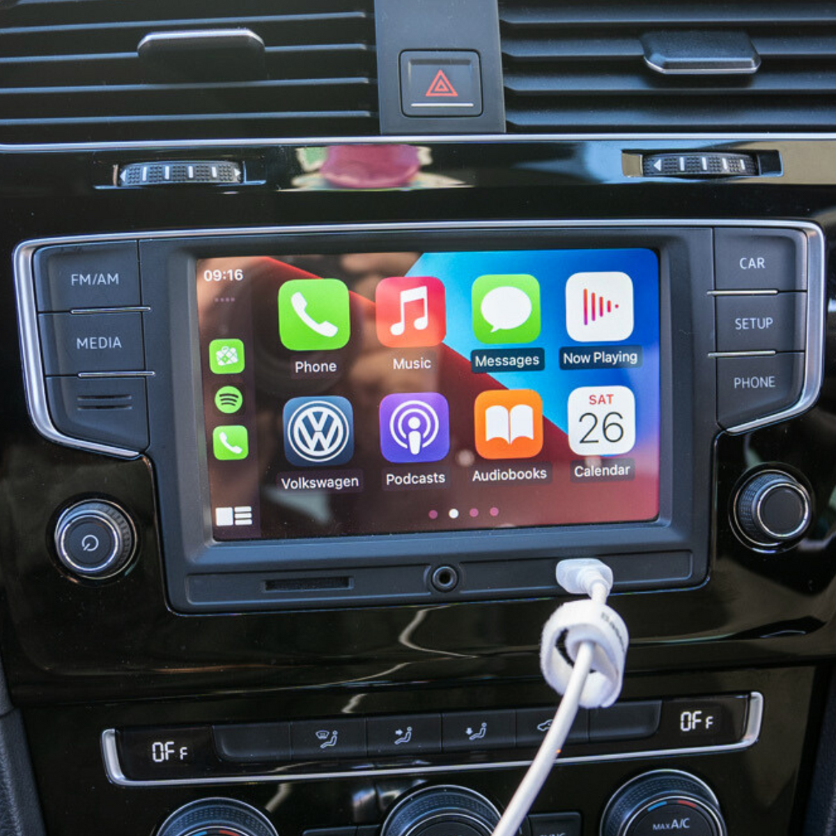 5GD CarPlay, MirrorLink & Android Auto Headunit GENUINE VW MK7 GOL Euro Parts Haus